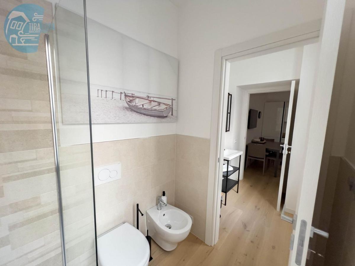 Piazza Della Borsa 3C Tirabora Short Rent Διαμέρισμα Τεργέστη Εξωτερικό φωτογραφία