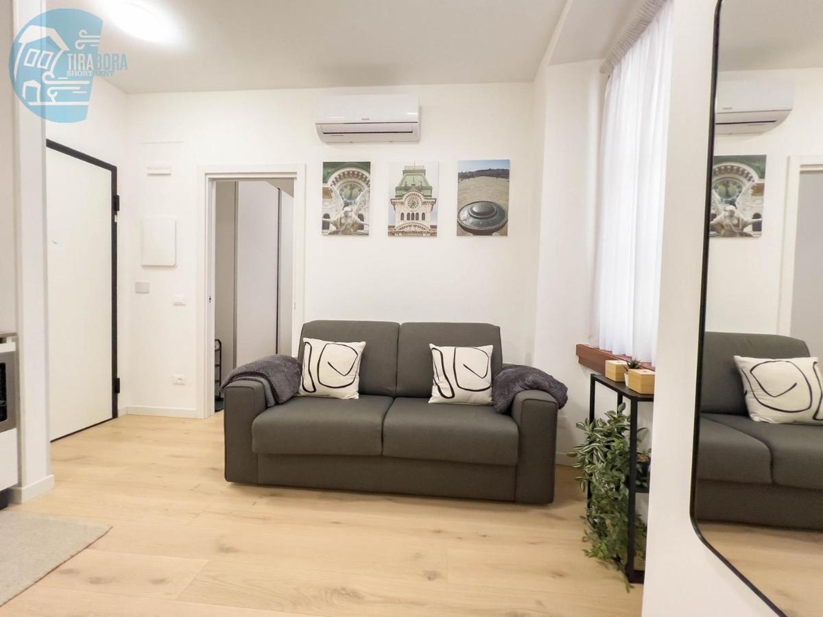 Piazza Della Borsa 3C Tirabora Short Rent Διαμέρισμα Τεργέστη Εξωτερικό φωτογραφία
