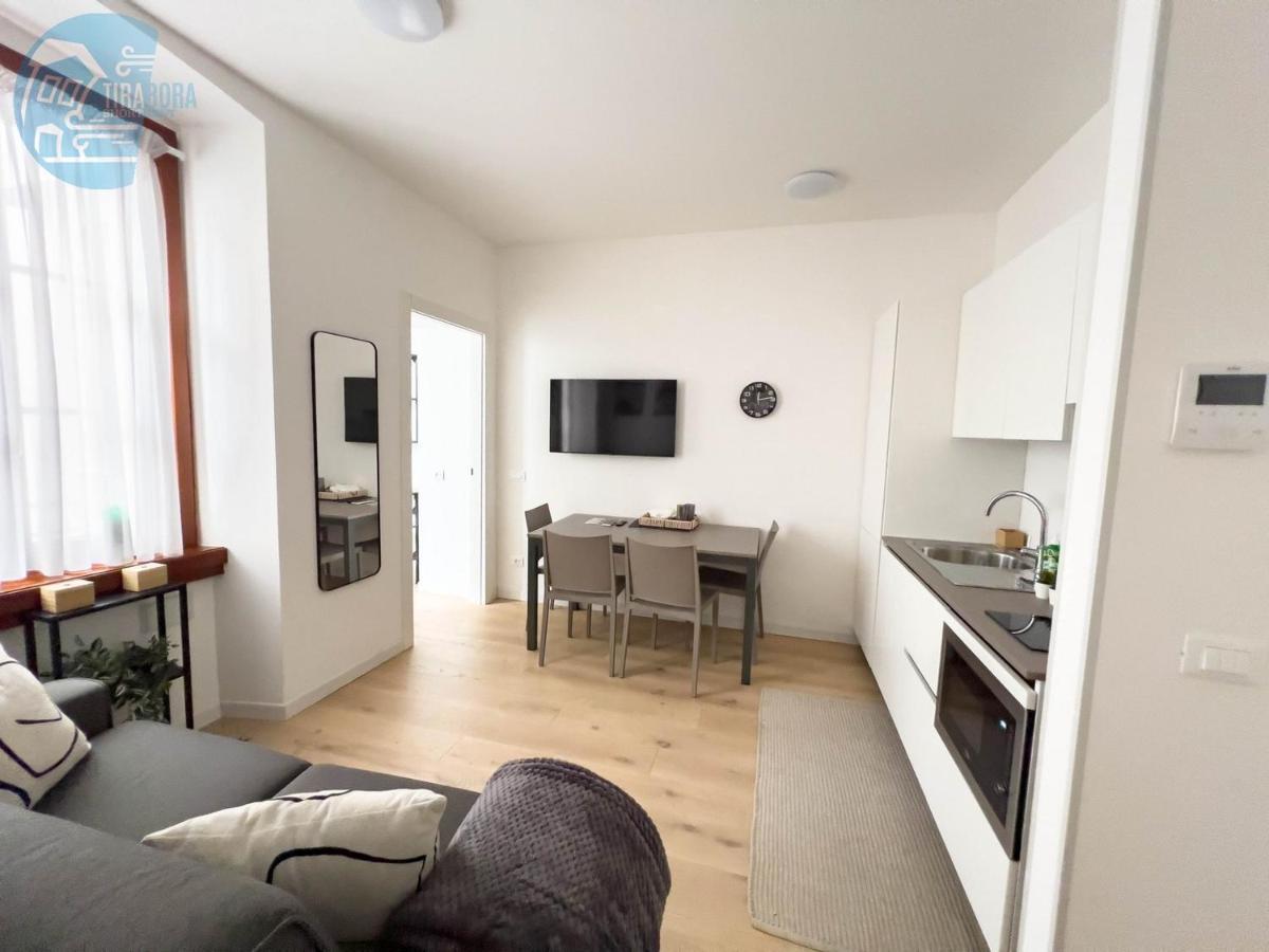 Piazza Della Borsa 3C Tirabora Short Rent Διαμέρισμα Τεργέστη Εξωτερικό φωτογραφία