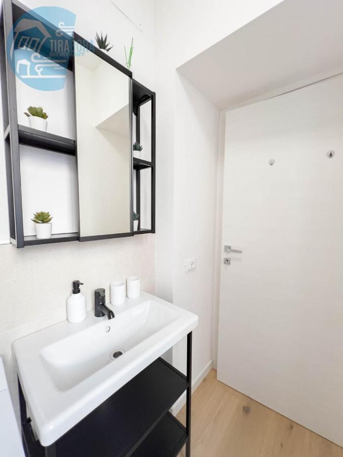 Piazza Della Borsa 3C Tirabora Short Rent Διαμέρισμα Τεργέστη Εξωτερικό φωτογραφία